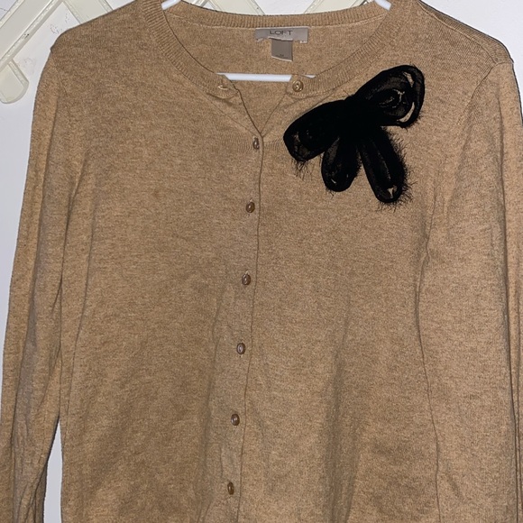 Loft Casual Sweater - Picture 4 of 10